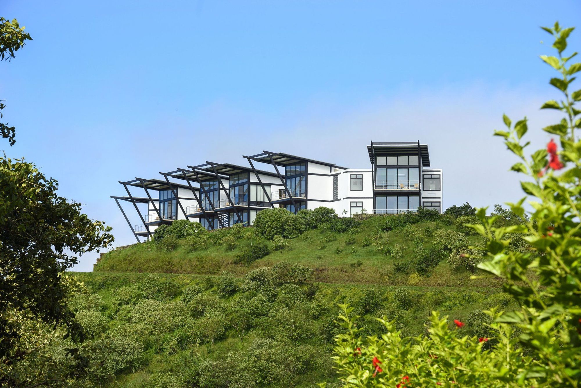 Pikaia Lodge Santa Cruz Island ภายนอก รูปภาพ
