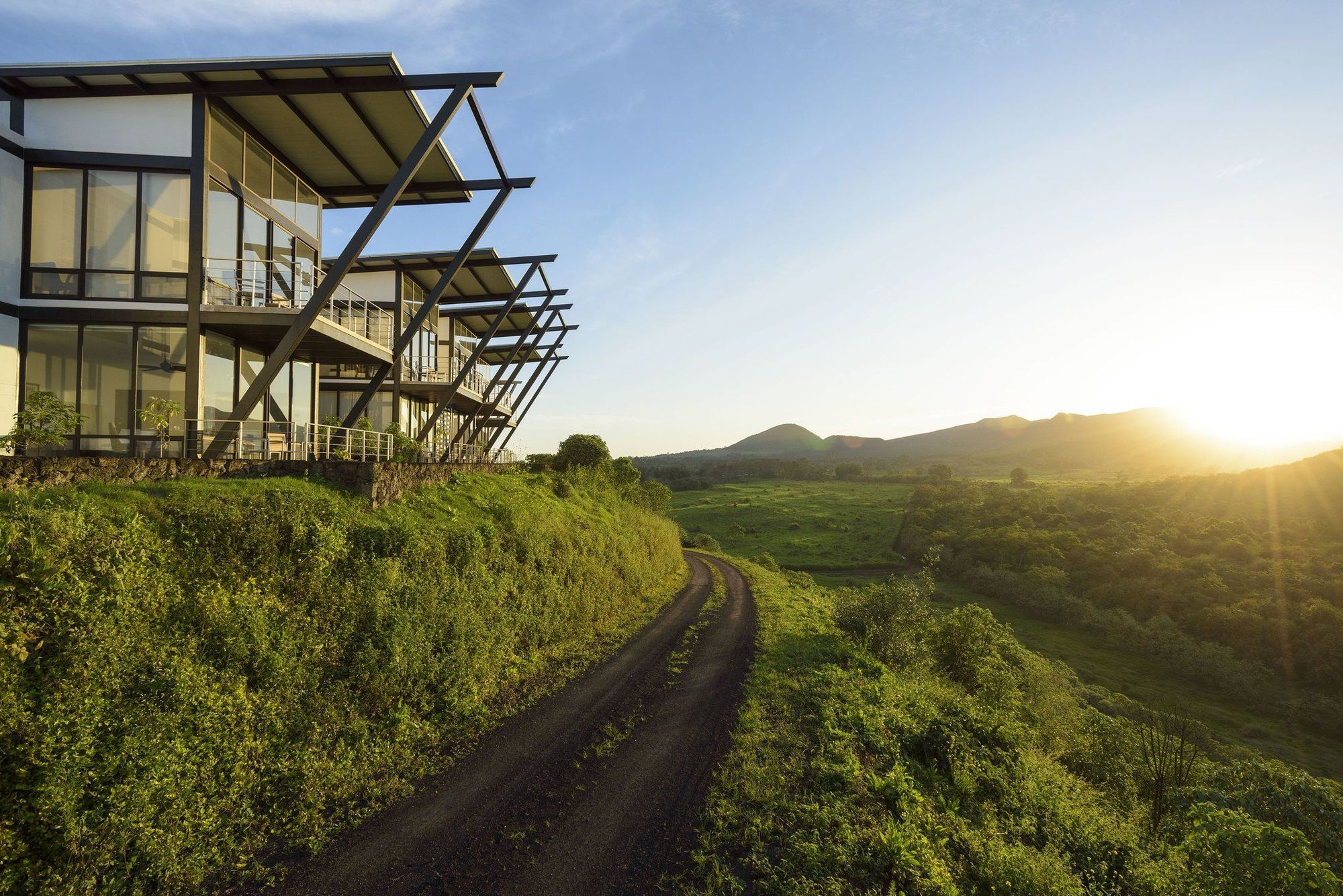 Pikaia Lodge Santa Cruz Island ภายนอก รูปภาพ